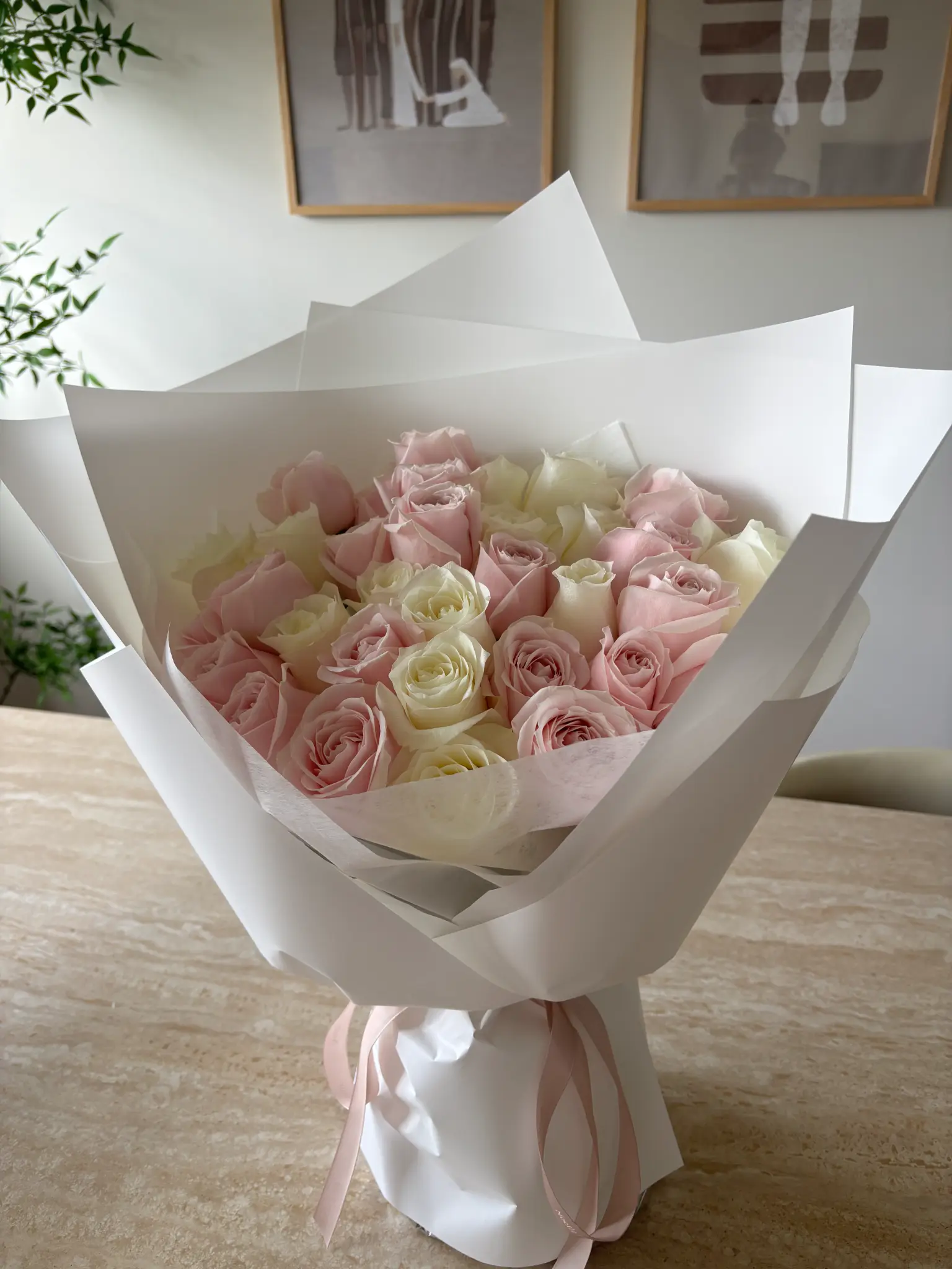 Elegant pink and white bouquet